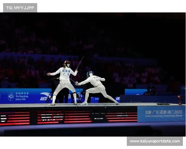 女子重剑个人赛，福建选手一剑封喉