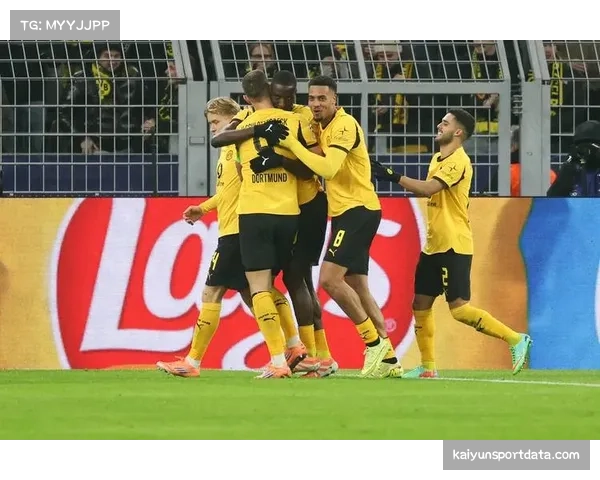 半场战报：比利亚雷亚尔1-1赫塔菲，两队均在对方肋部区域获得多次射门机会